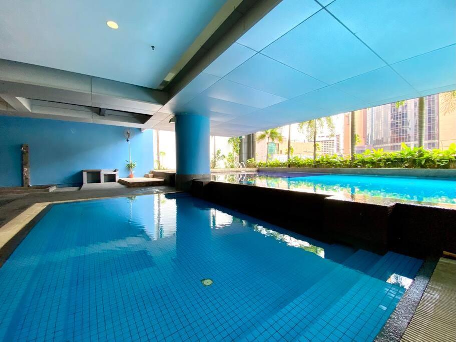 Spacious 3R,2R,Studio 5Min Walk To Time Square,Lalaport, Pool,Gym,Wifi Apartment Kuala Lumpur Luaran gambar