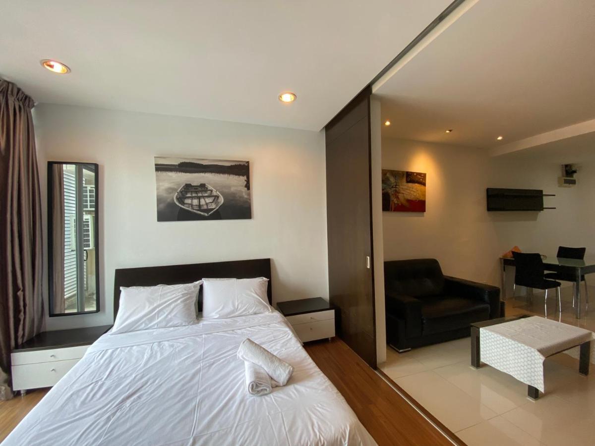 Spacious 3R,2R,Studio 5Min Walk To Time Square,Lalaport, Pool,Gym,Wifi Apartment Kuala Lumpur Luaran gambar