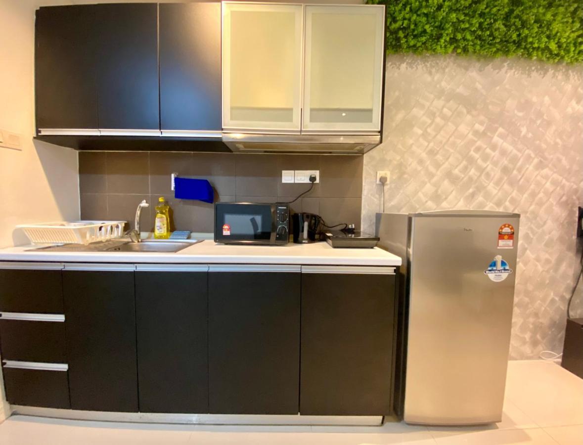 Spacious 3R,2R,Studio 5Min Walk To Time Square,Lalaport, Pool,Gym,Wifi Apartment Kuala Lumpur Luaran gambar