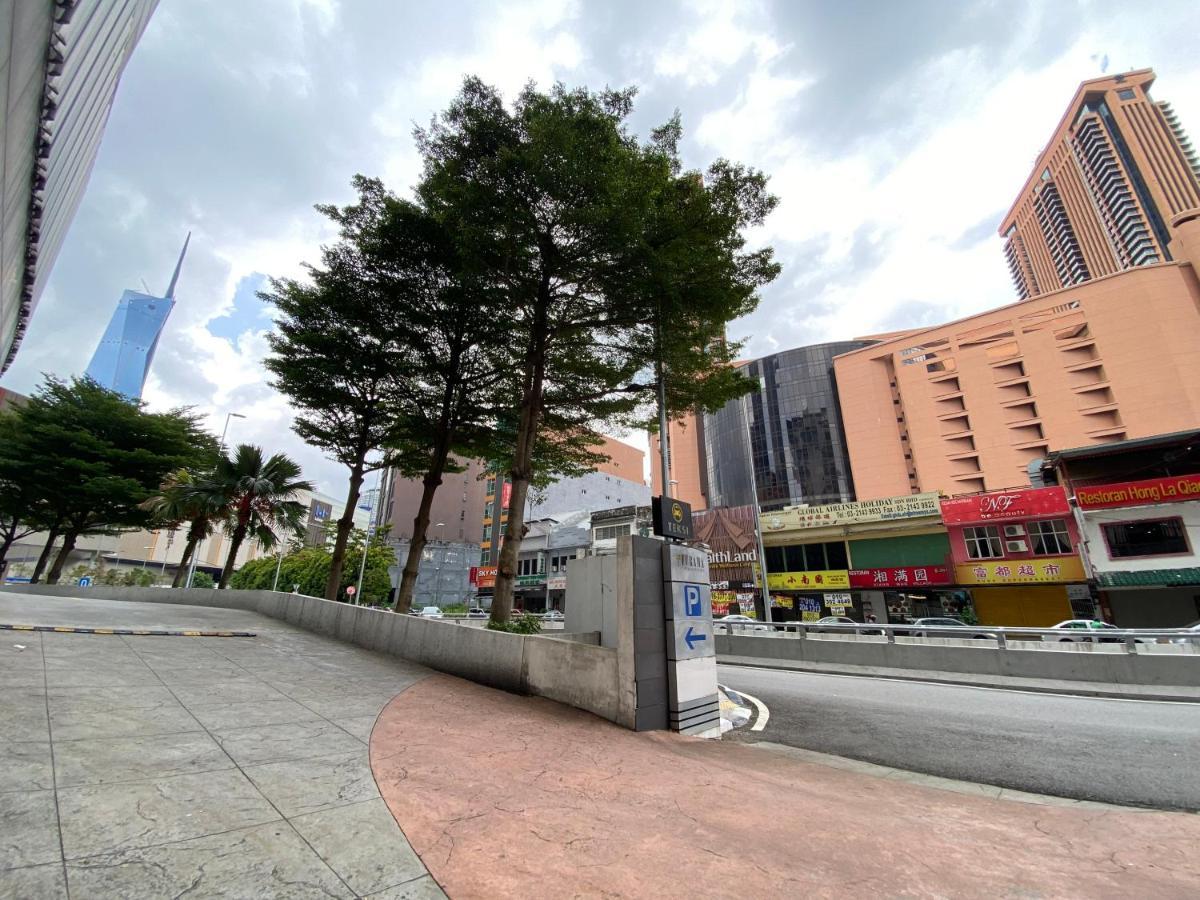 Spacious 3R,2R,Studio 5Min Walk To Time Square,Lalaport, Pool,Gym,Wifi Apartment Kuala Lumpur Luaran gambar