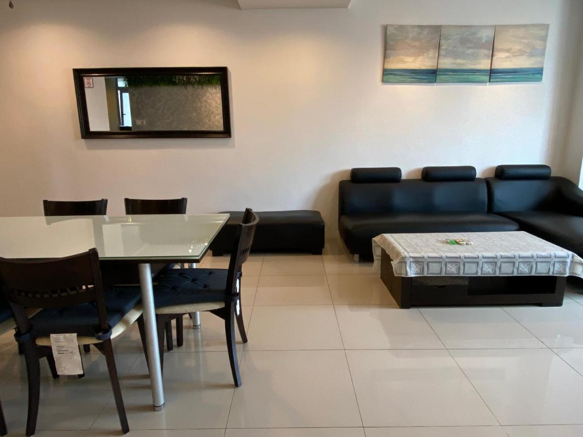 Spacious 3R,2R,Studio 5Min Walk To Time Square,Lalaport, Pool,Gym,Wifi Apartment Kuala Lumpur Luaran gambar