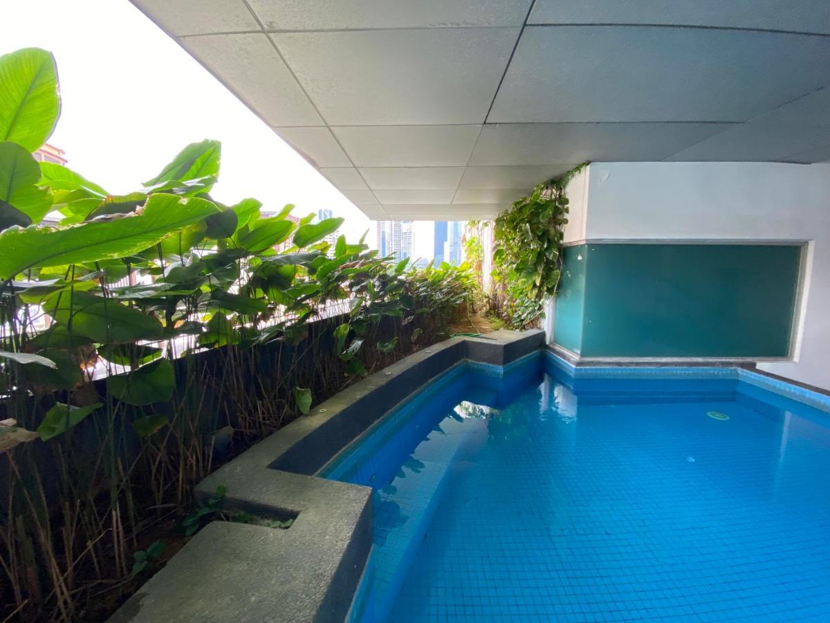 Spacious 3R,2R,Studio 5Min Walk To Time Square,Lalaport, Pool,Gym,Wifi Apartment Kuala Lumpur Luaran gambar