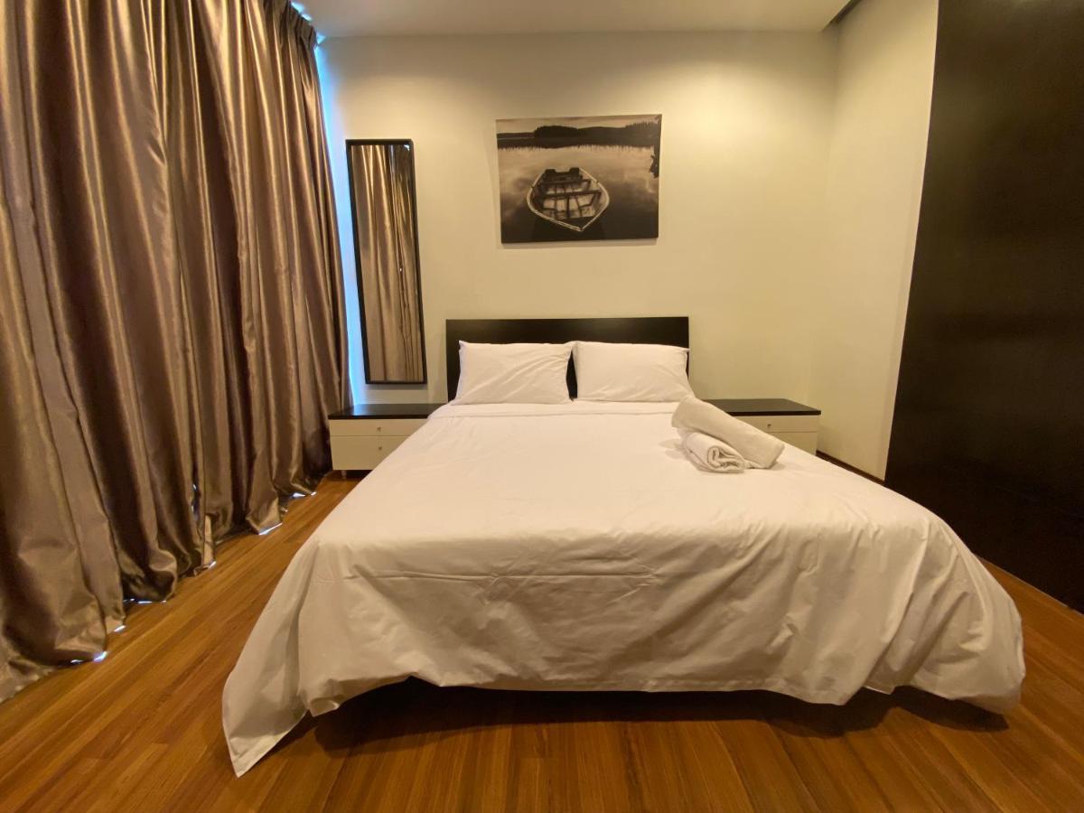 Spacious 3R,2R,Studio 5Min Walk To Time Square,Lalaport, Pool,Gym,Wifi Apartment Kuala Lumpur Luaran gambar
