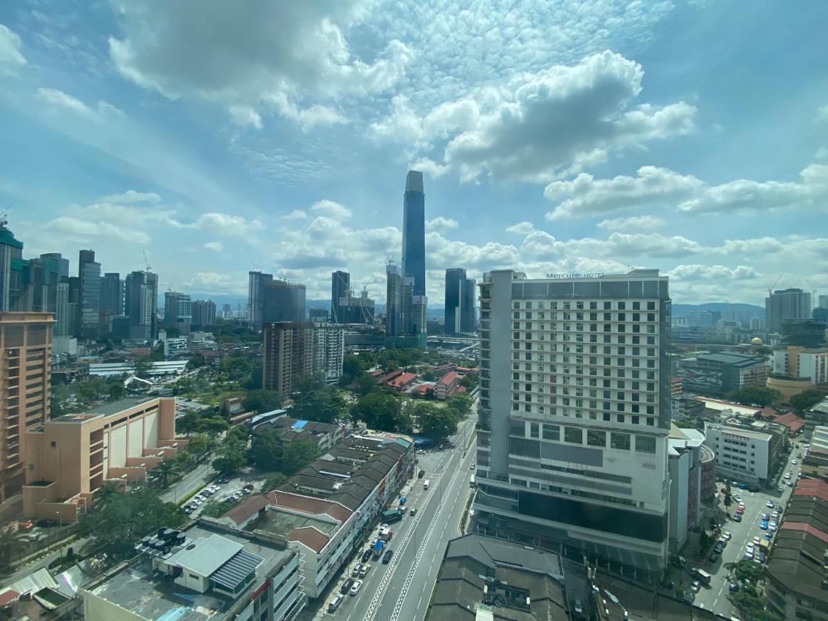 Spacious 3R,2R,Studio 5Min Walk To Time Square,Lalaport, Pool,Gym,Wifi Apartment Kuala Lumpur Luaran gambar