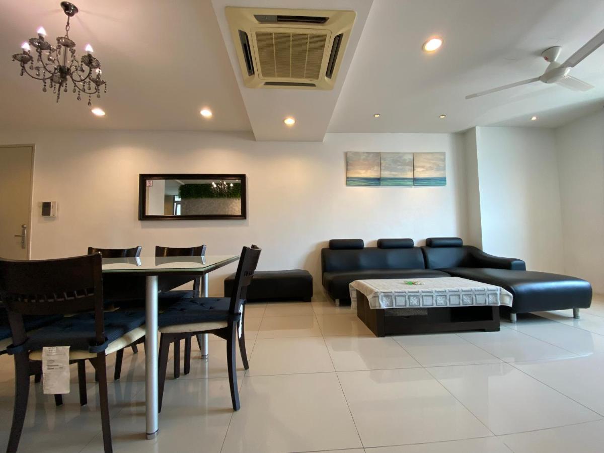 Spacious 3R,2R,Studio 5Min Walk To Time Square,Lalaport, Pool,Gym,Wifi Apartment Kuala Lumpur Luaran gambar