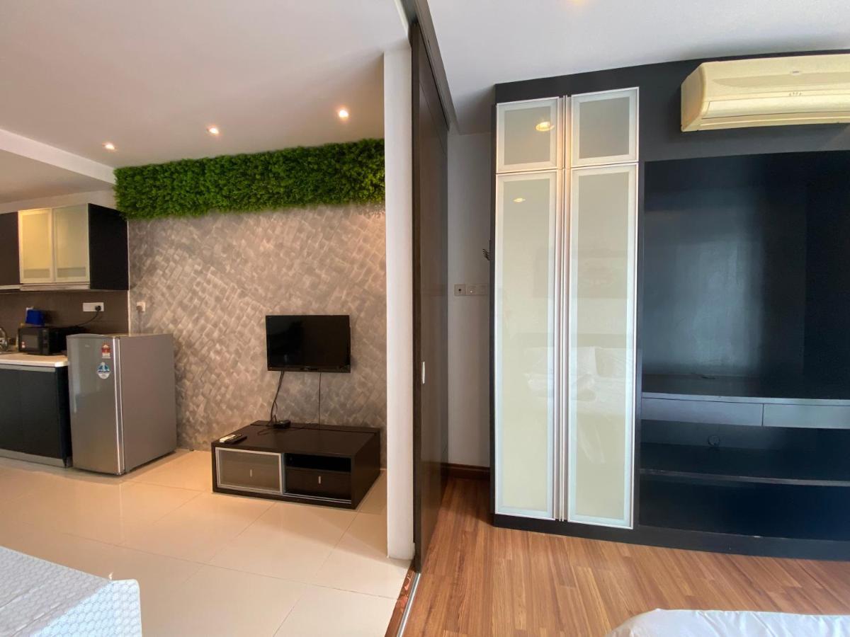 Spacious 3R,2R,Studio 5Min Walk To Time Square,Lalaport, Pool,Gym,Wifi Apartment Kuala Lumpur Luaran gambar