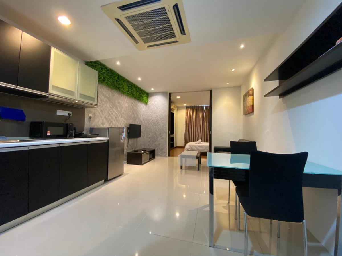 Spacious 3R,2R,Studio 5Min Walk To Time Square,Lalaport, Pool,Gym,Wifi Apartment Kuala Lumpur Luaran gambar